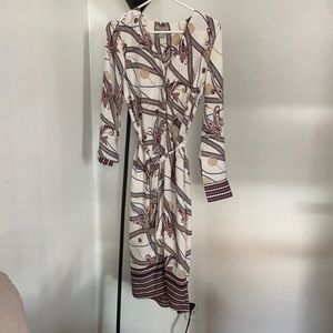 Beautiful size 6 H&M Dress! ❤️